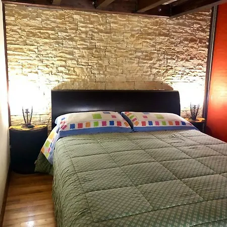 Holiday home Casa Vacanze Il Vicoletto Serramonacesca